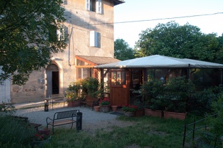 l'ingresso dell'Osteria